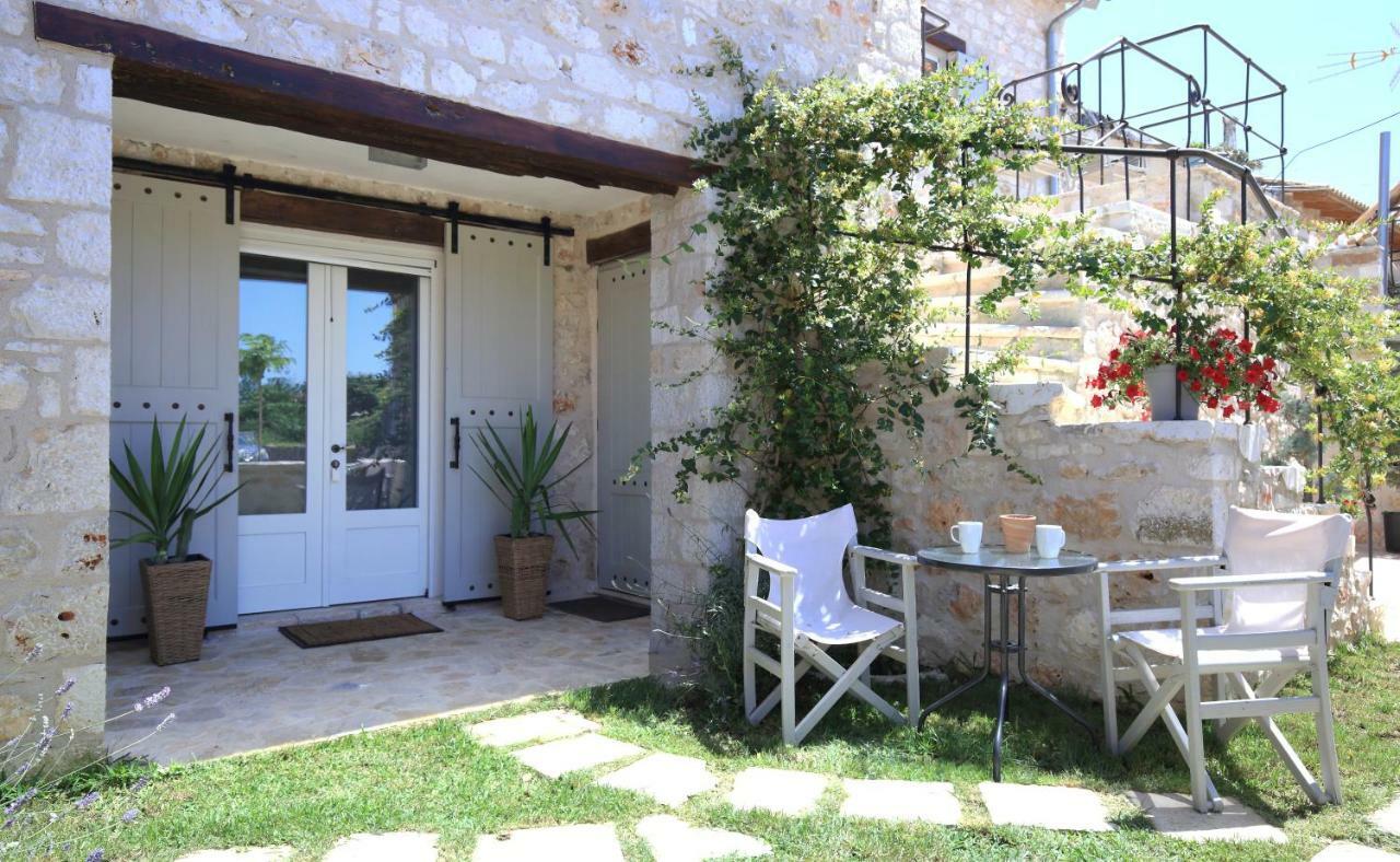 Casa Ovata Apartamento Tsoukaládhes Exterior foto